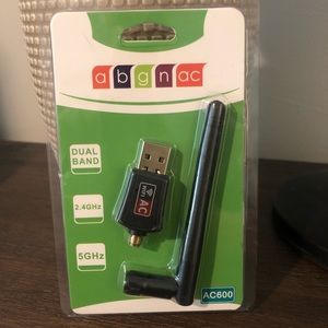 NEW, Never Used USB WiFi Antenna. Dual Band. 2.4GHz, 5GHz